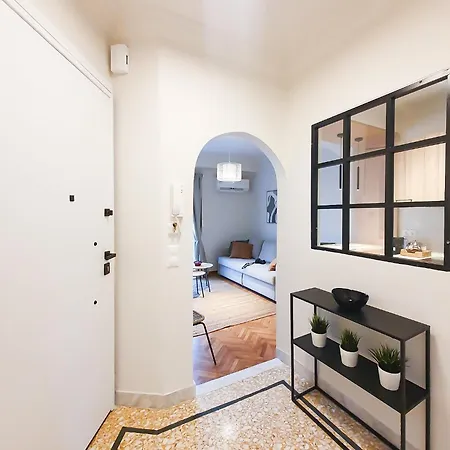 Apartmán Newly Renovated Sunny *